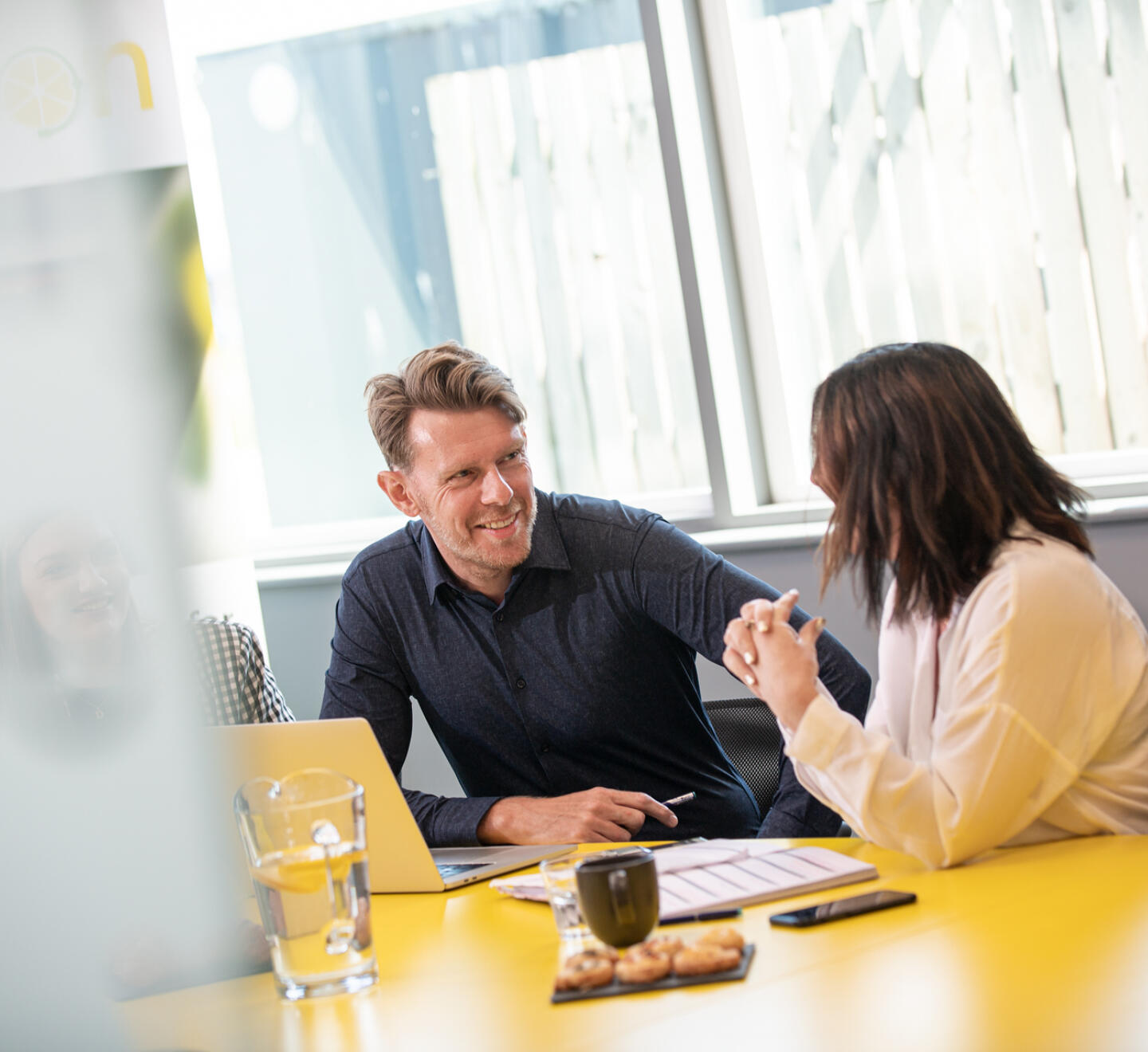 Lemon Contact Centre meeting to discuss call handling