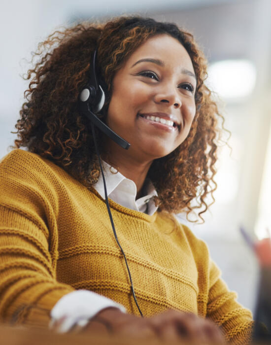 Female consultant customer service