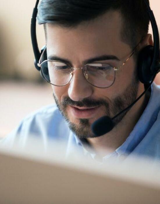 UK Contact centre agent