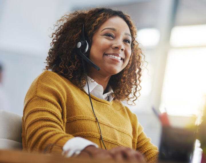 Female consultant customer service